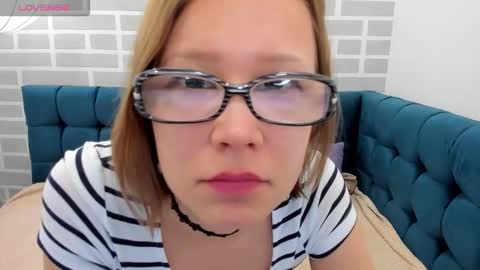 Snapshot of emmaethereal chatting on 02.02.26 Emma 3 online show from 02.02.26