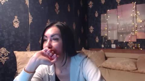 EmmaGoldX online show from 11.09.25