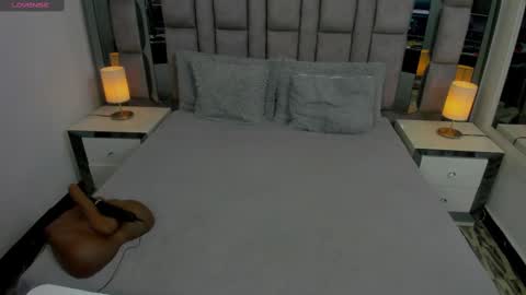 Snapshot of emmahill1 chatting on 10.11.25 EMMA HILL online show from 10.11.25