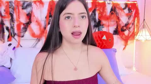 Snapshot of emmaholter chatting on 10.17.25 Emma  online show from 10.17.25
