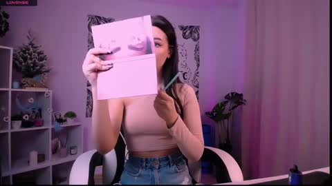 Emma online show from 01.19.25