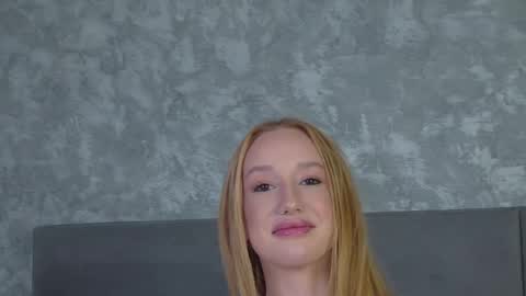 Snapshot of emmanaughtiness chatting on 12.02.24 EmmaNaughtiness online show from 12.02.24