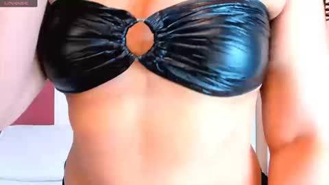 emmanaughty_ online show from 12.19.25