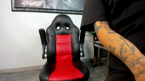   online show from 03.03.25