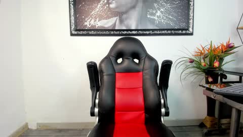   online show from 03.03.25