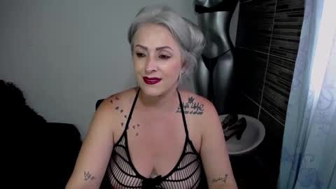 Emma online show from 04.14.26