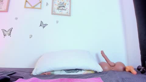 Emma Rogers online show from 11.13.25