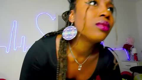 Sara online show from 09.21.25