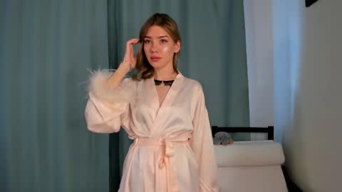 Emma  online show from 01.17.26