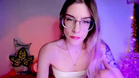 RH-NEGATIVE GREEN-EYED BAELIEN online show from 02.18.25