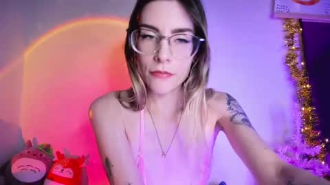 RH-NEGATIVE GREEN-EYED BAELIEN online show from 02.25.25