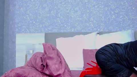 EmmaXXXQueen online show from 10.30.25