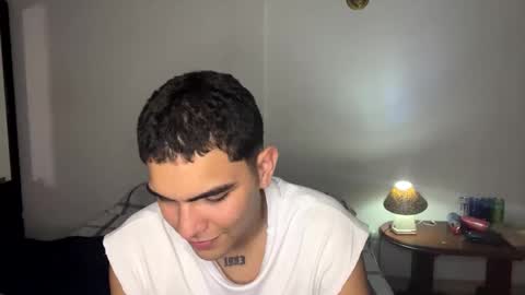 Snapshot of emmett_00 chatting on 10.21.25 emmett_00 online show from 10.21.25