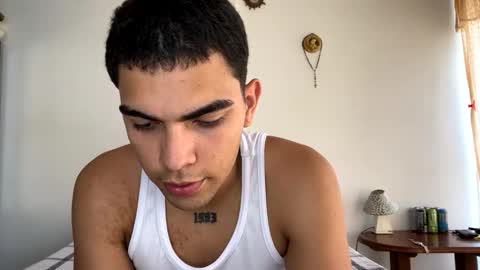 Snapshot of emmett_00 chatting on 10.22.25 emmett_00 online show from 10.22.25