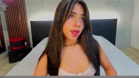 emmi_collins online show from 06.09.26