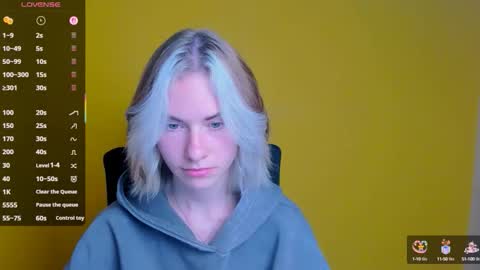 Snapshot of emmi_rossum chatting on 09.17.25 Emmi online show from 09.17.25