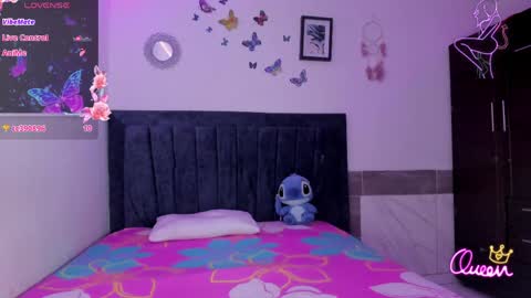 Snapshot of emmie_bunny chatting on 05.15.26 Emmie online show from 05.15.26