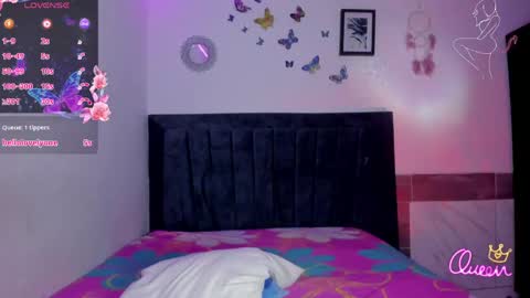 Snapshot of emmie_bunny chatting on 05.18.26 Emmie online show from 05.18.26