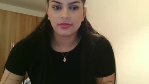 emmie online show from 12.03.24