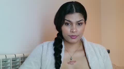 emmie online show from 01.09.25