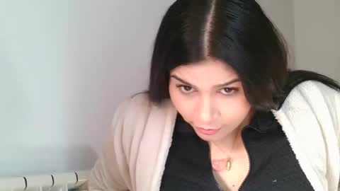 emmie online show from 02.03.25