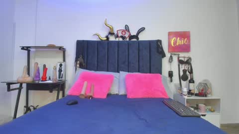          online show from 12.10.24