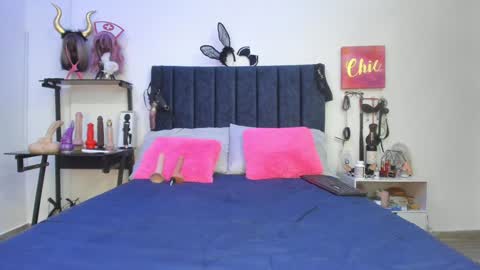          online show from 01.09.25