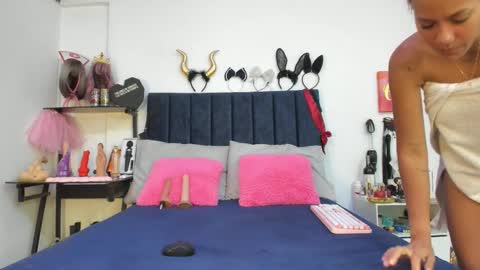          online show from 03.27.26