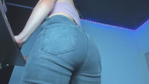 emmily_jade_ online show from 06.20.26