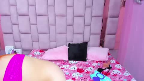 Snapshot of emmily_walker chatting on 10.31.25 EmmilyWalker online show from 10.31.25