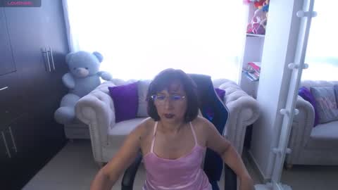 Snapshot of emmilychevalier chatting on 01.18.25 Emmily online show from 01.18.25