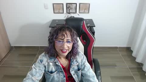 Emmily online show from 11.29.25