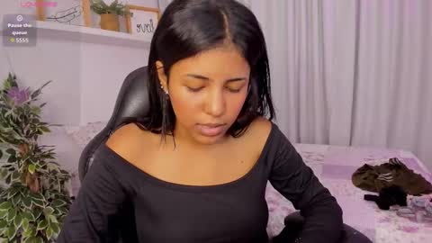 Emmy Heart online show from 09.16.25