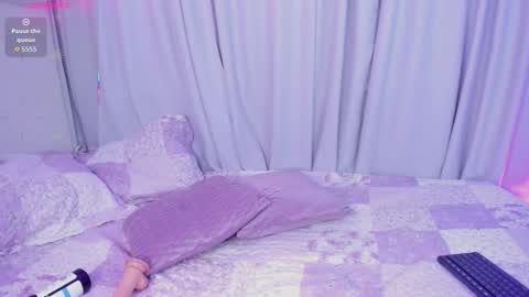 Emmy Heart online show from 11.09.25