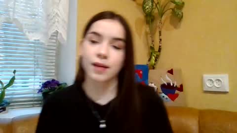 emmy_huff online show from 12.09.24