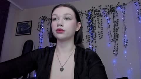 Emily Johny online show from 12.03.24