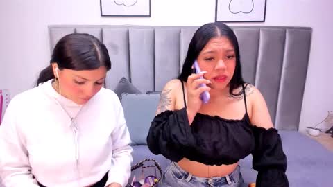 Emily  Laila  online show from 09.09.25