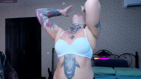 Emmy Bright     50  online show from 06.05.26
