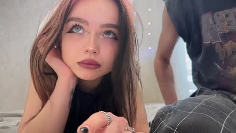 Gabriel  Elizabeth online show from 02.01.25