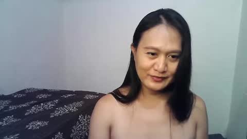 Snapshot of emoterah123smile chatting on 02.03.25 Emotera online show from 02.03.25