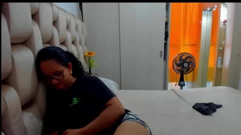 emperatriztapia online show from 12.15.24