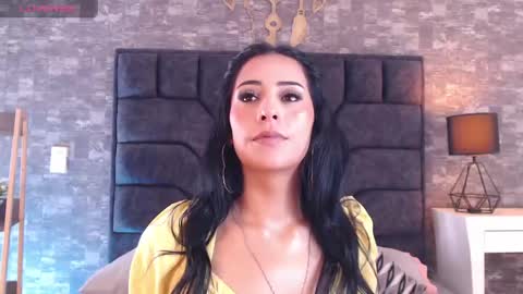Snapshot of emy_fg chatting on 05.22.26 Emy online show from 05.22.26