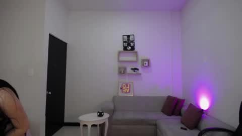 emy_rosse__ online show from 02.26.25