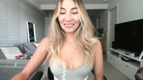 emyconneer online show from 09.16.25