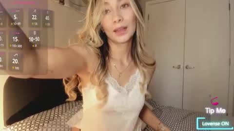 emyconneer online show from 07.18.26