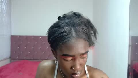 Snapshot of emyfuckpussy chatting on 10.14.25 emyfuckpussy online show from 10.14.25