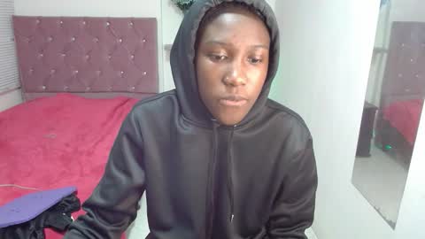 Snapshot of emyfuckpussy chatting on 10.21.25 emyfuckpussy online show from 10.21.25