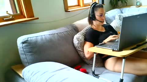 Snapshot of emyxxl chatting on 07.09.26 emyxxl online show from 07.09.26