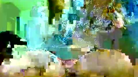 Snapshot of encantadats chatting on 09.23.25 CHUN LY online show from 09.23.25