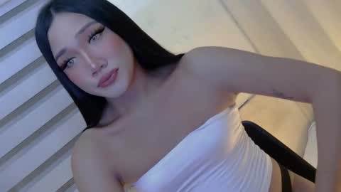 sahara love online show from 12.04.25